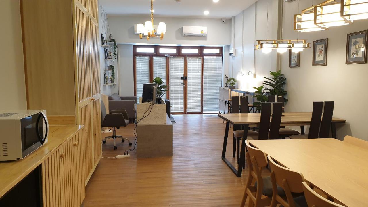 Nature Village Hostel バンコク都 エクステリア 写真